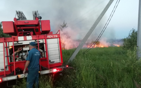 Сразу два жилых дома сгорели в Судогде
