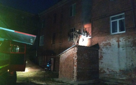 На пожаре в Коврове обнаружены тела двоих мужчин