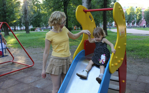 Каждый пятый владимирский ребенок рождается вне брака