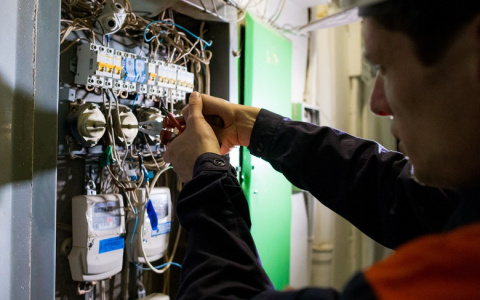 900 жителям Владимира отключат свет за долги