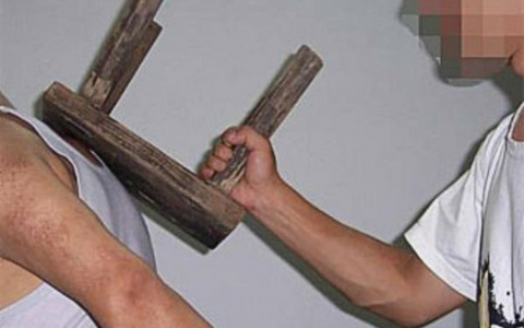 В Вязниках мужчина убил женщину стулом