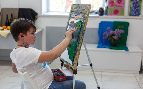 Владимирские дети смогут бесплатно пройти обучение по рисованию