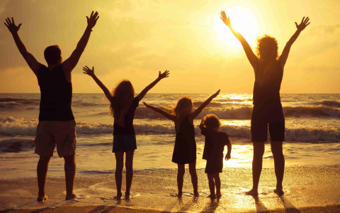 Губернатор Сипягин отправит многодетные владимирские семьи в Туапсе