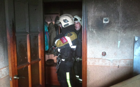 Ночной пожар в многоэтажке в Собинке: стали известны последствия