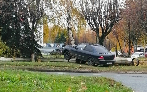 «На взлет пошел»: необычная авария на Суздальском проспекте