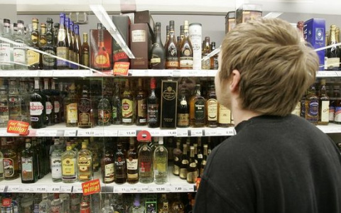 Во Владимире несовершеннолетним продают алкоголь
