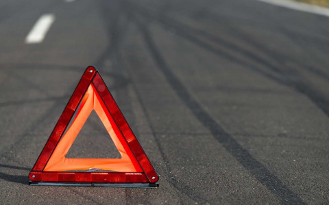 В Покрове легковушка залезла под фуру