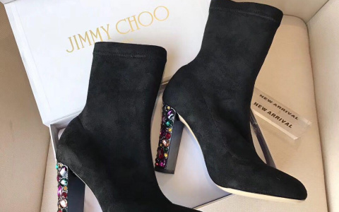 В Вязниках вор вынес из дома женскую зимнюю обувь