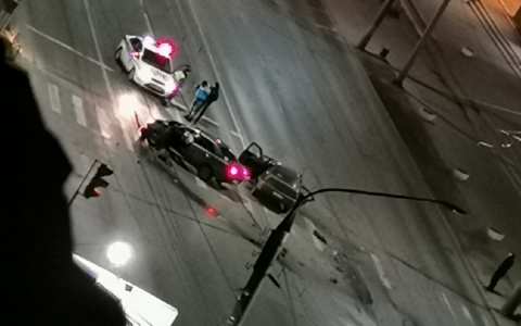 Авария у ДММ: пострадала 18-летняя девушка