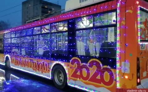 Стал известен график движения городского транспорта в новогоднюю ночь