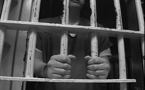 В Гусь-Хрустальном подросток может сесть на 10 лет за сверток с наркотиками