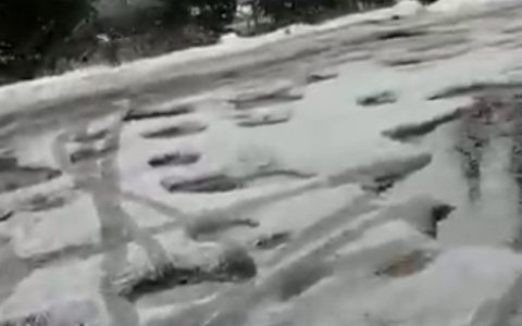 Владимирец: "Дорога на улице Куйбышева словно бомбёжку пережила!"