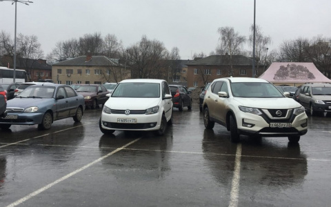 "Паркуюсь как хочу!": жители Владимира всё чаще встречают автохамов