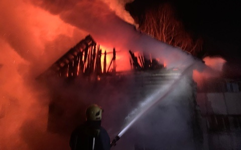 Пожар в Юрьев-Польском районе уничтожил два дома
