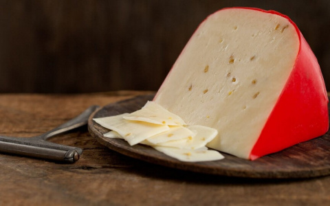 Во владимирские магазины завезли две тонны подозрительного сыра