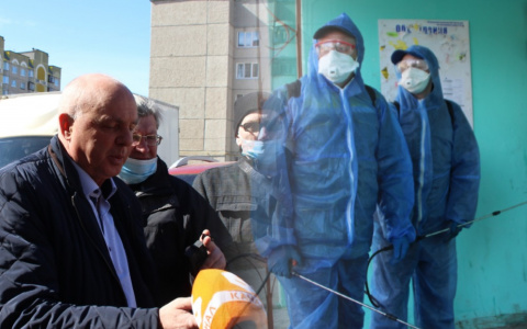 Андрей Шохин: «Необходимо соблюдать график дезинфекции в подъездах и лифтах!»