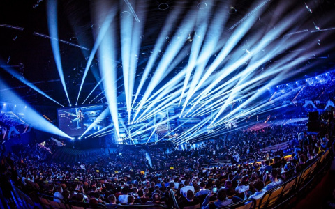 ЗЕРКАЛО GG BET НА СЕГОДНЯ: FAZE CLAN В МАТЧЕ ПРОТИВ NATUS VINCERE НА ESL PRO LEAGUE SEASON 11 ПО CS:GO ПОТЕРПЕЛА ПОРАЖЕНИЕ