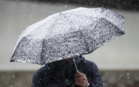 На Владимир надвигается штормовой ветер со снегом