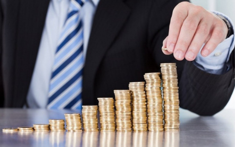 Более 70 миллионов рублей направили на поддержку бизнеса в области