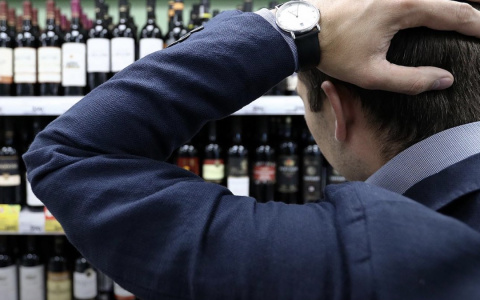 Запретят ли во Владимирской области продажу алкоголя в майские праздники?