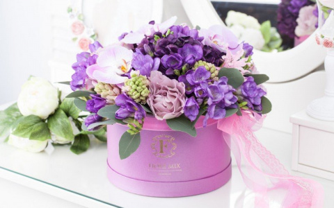 Букеты в коробках как альтернатива классике