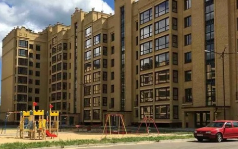 Владимирский дом с лишними этажами вошел в реестр проблемных объектов Минстроя