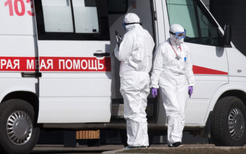 5 сотрудников скорой получили деньги за то, что заразились коронавирусом