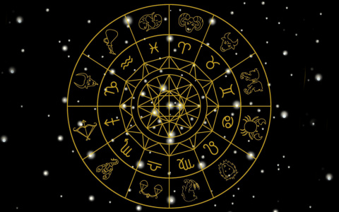 Гороскоп на 9 июня: рыбам пора расслабиться, а ракам - исправить ошибку