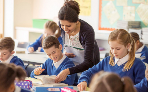 8 лучших учителей Владимирской области получат премии