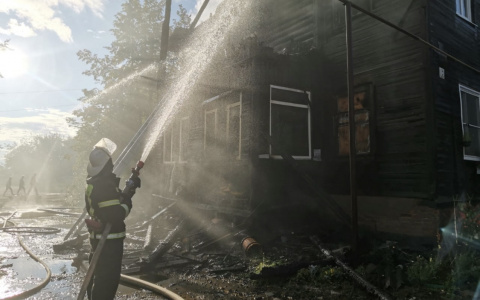 В Кольчугино из-за пожара без крыши над головой остались 24 человека