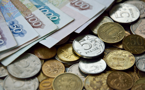 Рубль в конце июля: противостояние внешнему негативу