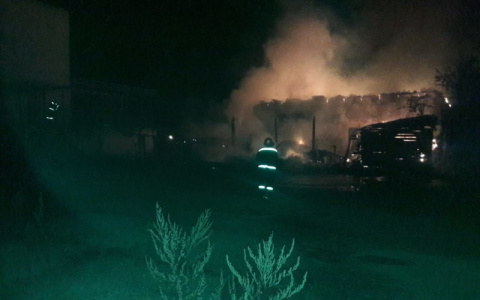 Вчера вечером во Владимирской области пожар уничтожил 172 квадратных метров здания