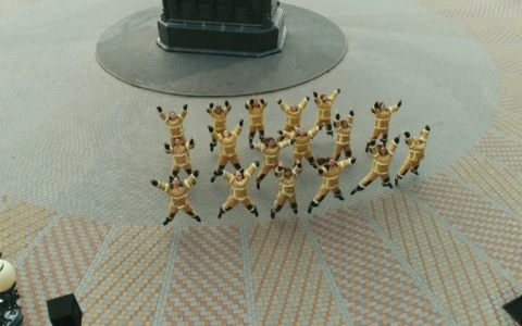 Владимирские МЧСники отметили 30-летие танцевальным флешмобом