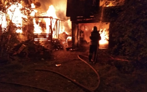 Во Владимирской области на пожаре погибла пенсионерка