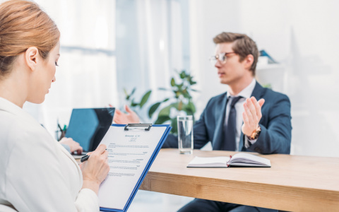 Когда стоит обратиться за помощью к внешним рекрутерам?