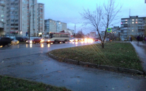 Новый светофор на Дуброве во Владимире пока принес только пробки