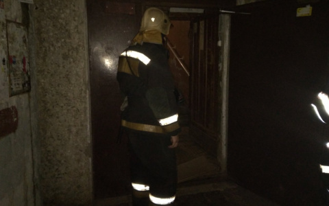 Во Владимире в девятиэтажке на пожаре погибла женщина