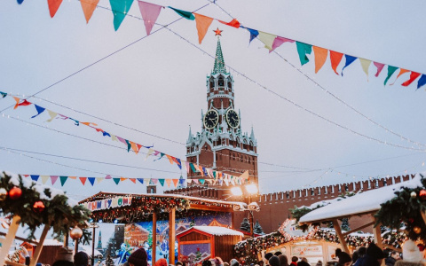 В России предложили продлить новогодние каникулы до конца января