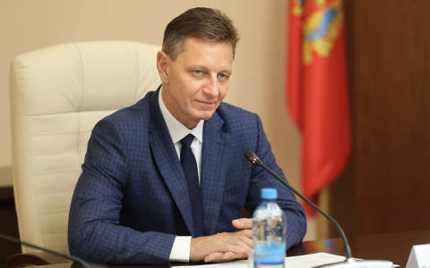 Губернатор Сипягин приобрел квартиру в элитном доме поближе к месту работы