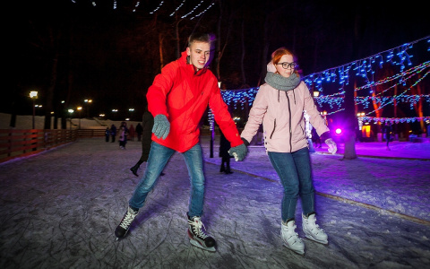 Назван срок заливки катка в парке имени Пушкина