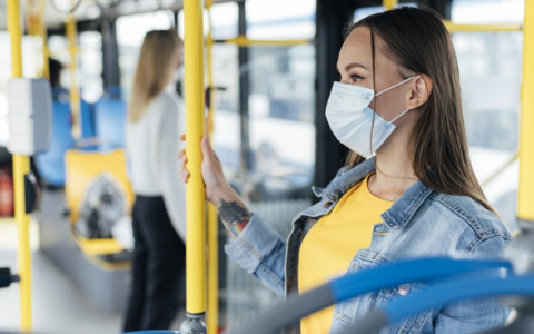 Глава облздрава предложила ввести радикальные меры в школах и транспорте