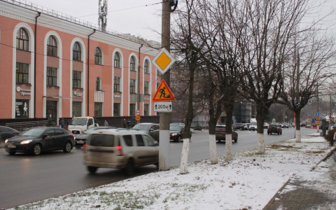 Озвучены сроки возобновления движения на Октябрьском проспекте