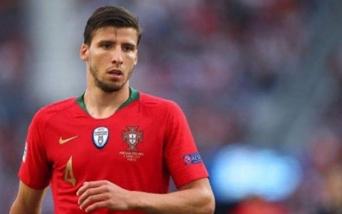 Они играют в больших клубах: Чилуэлл в "Челси", Рубен Диаш в "МанСити