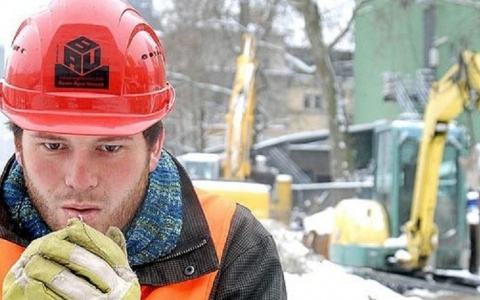 «Нет, не развалится»: развенчиваем мифы о зимней стройке, в которые верят владимирцы