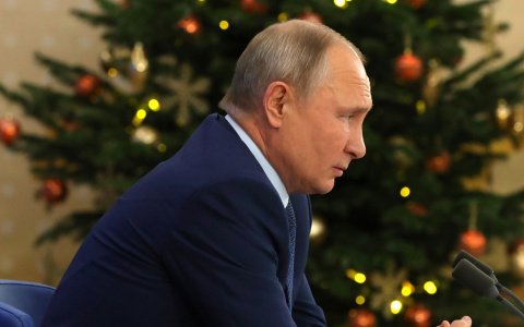 Путин высказался за всеобщий выходной день 31 декабря