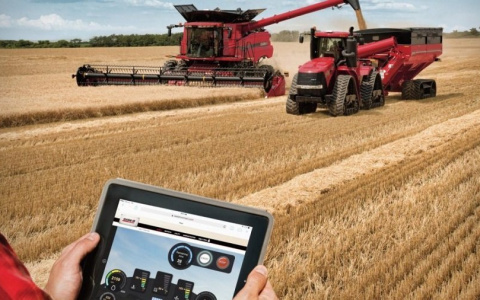 Россельхозбанк составил рейтинг лучших приложений для точного земледелия, в него вошли пят компаний РФ