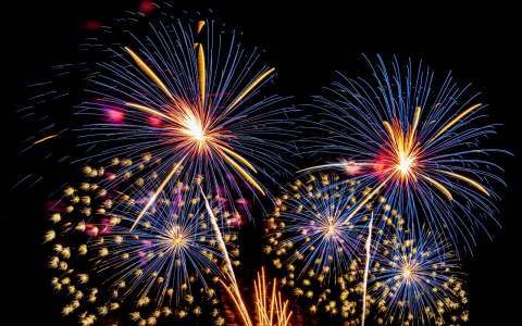 Где сегодня можно запускать фейерверки во Владимире?