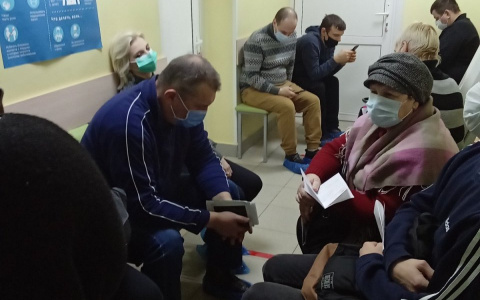 Названо количество заразившихся covid за первые рабочие сутки