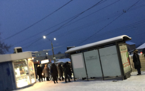 Пассажиры из Энергетика: «Когда перевозчики прекратят над нами издеваться?»