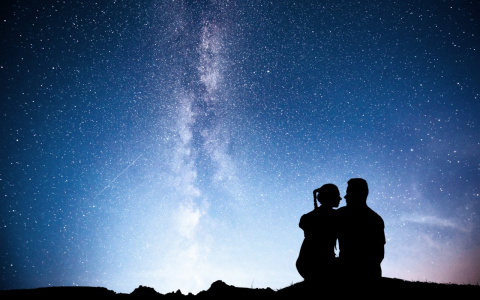 Гороскоп на 21 января: одни рискуют разочароваться, другие - преуспеют в любви